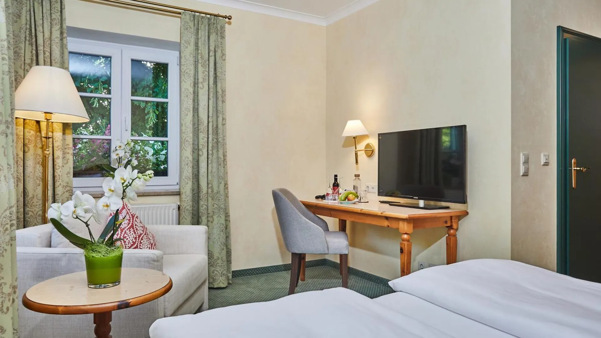 Hotel Freisinger Hof München 4*,